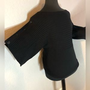 Joseph A. Large wide sleeve sweater top, buttons on each sleeve
